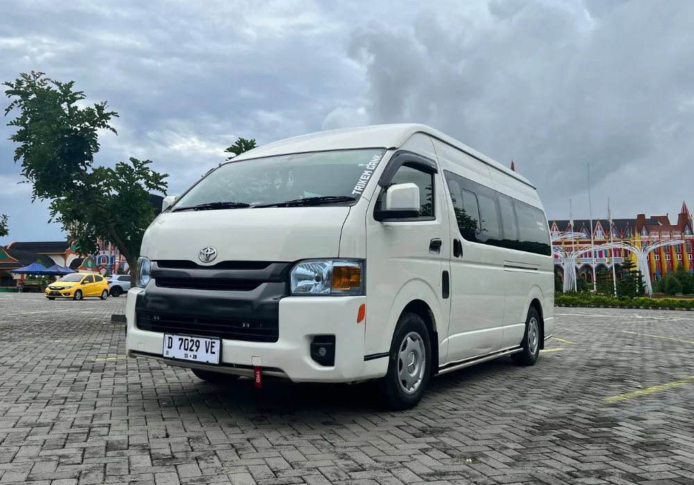 Sewa Hiace Wisata Bandung