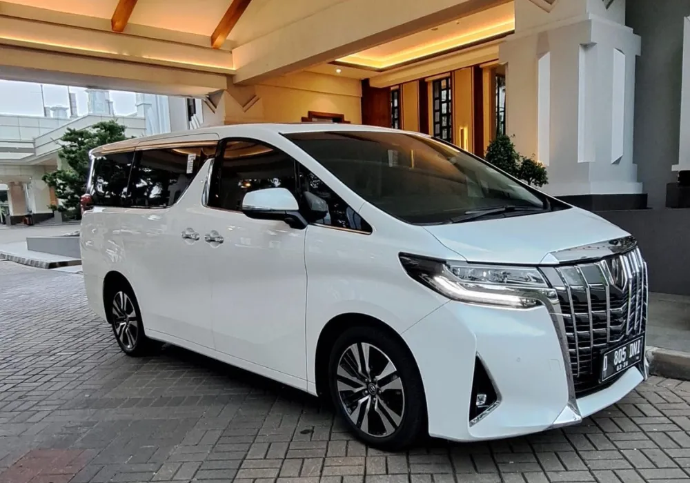 Sewa Alphard Liburan Bandung Premium