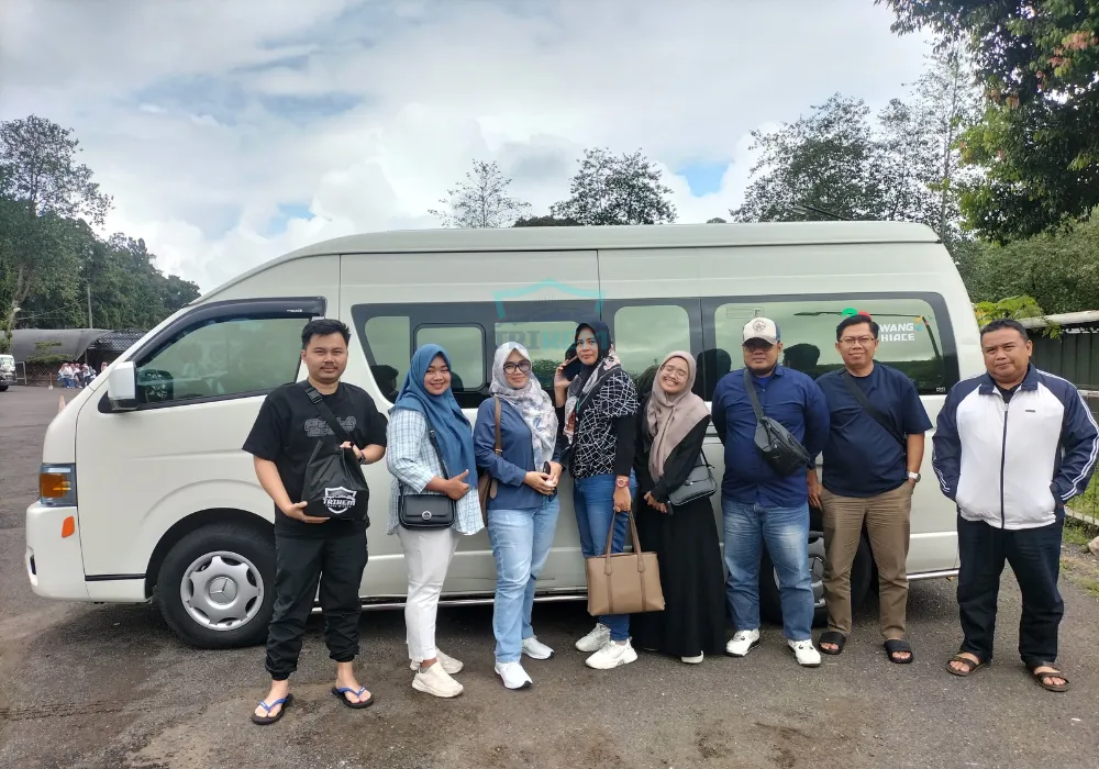Sewa Mobil untuk Wisata Keluarga Bandung