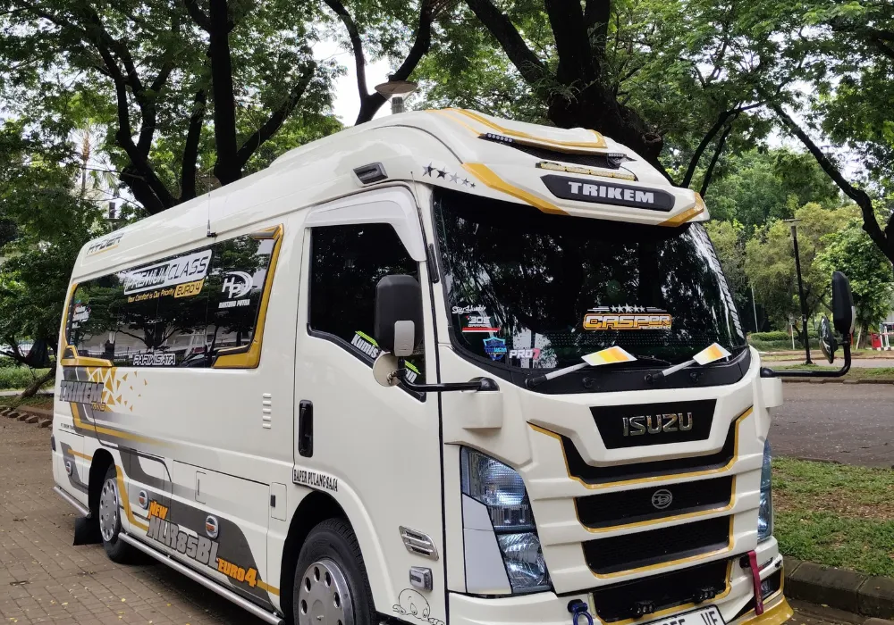 Rental Mobil dengan Sopir Terdekat