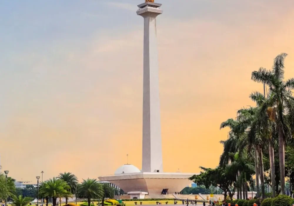 monas